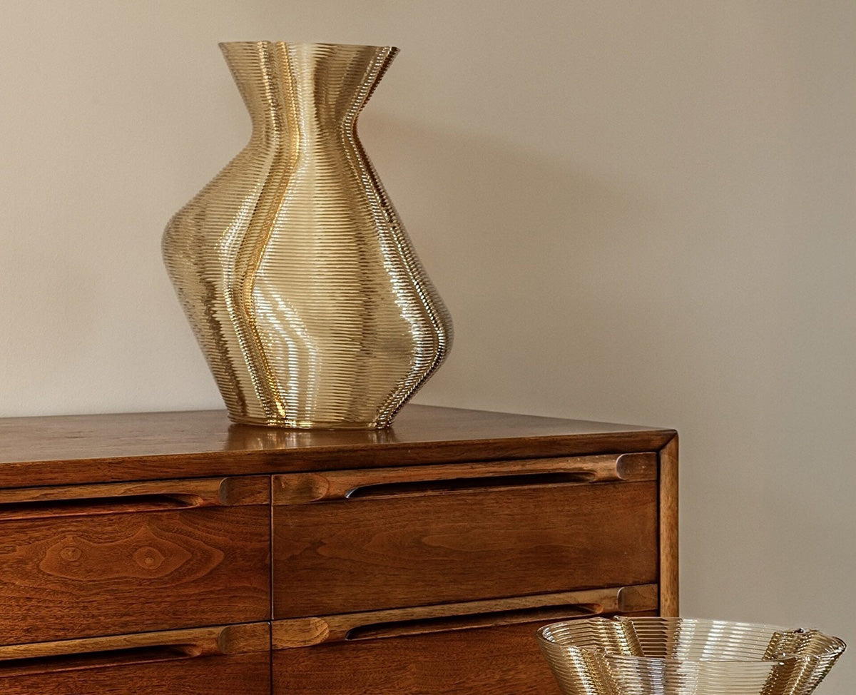 changing vase | small