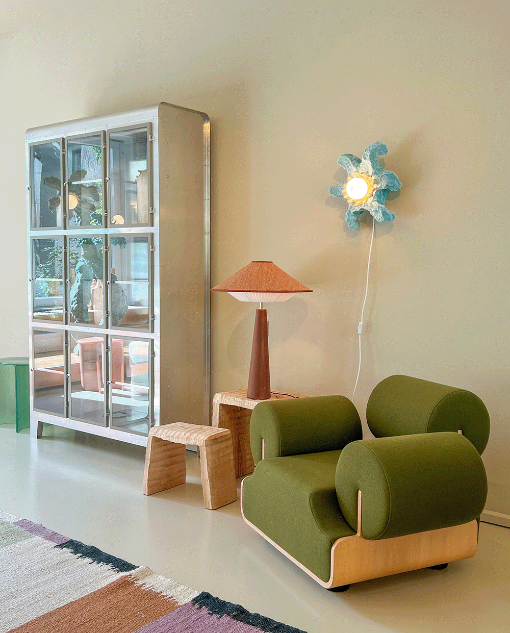 PRIMORDIAL ANTICS star wall lamp