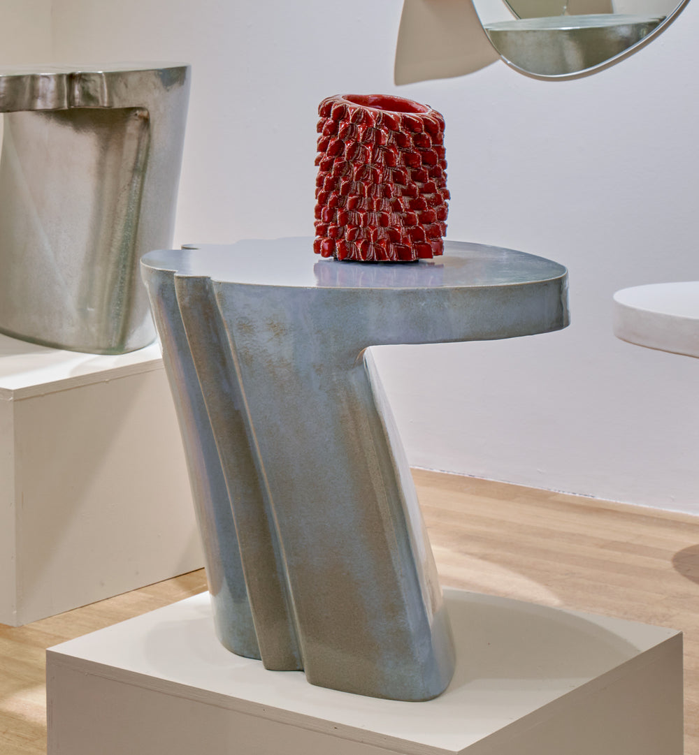 liquid table | round sky blue