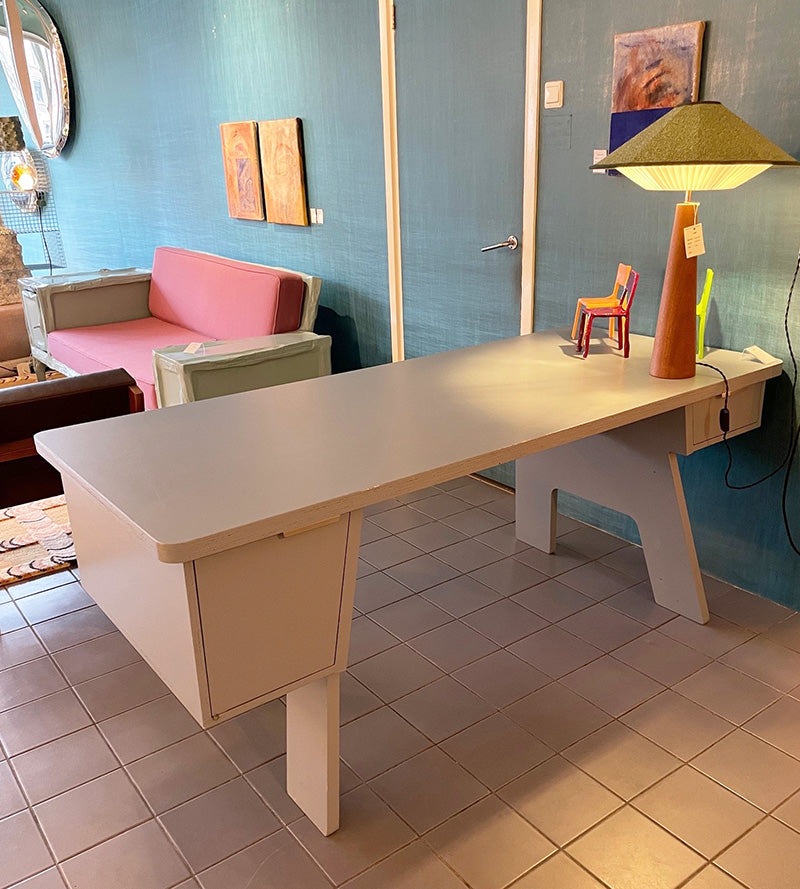 crisis | 7 sons desk