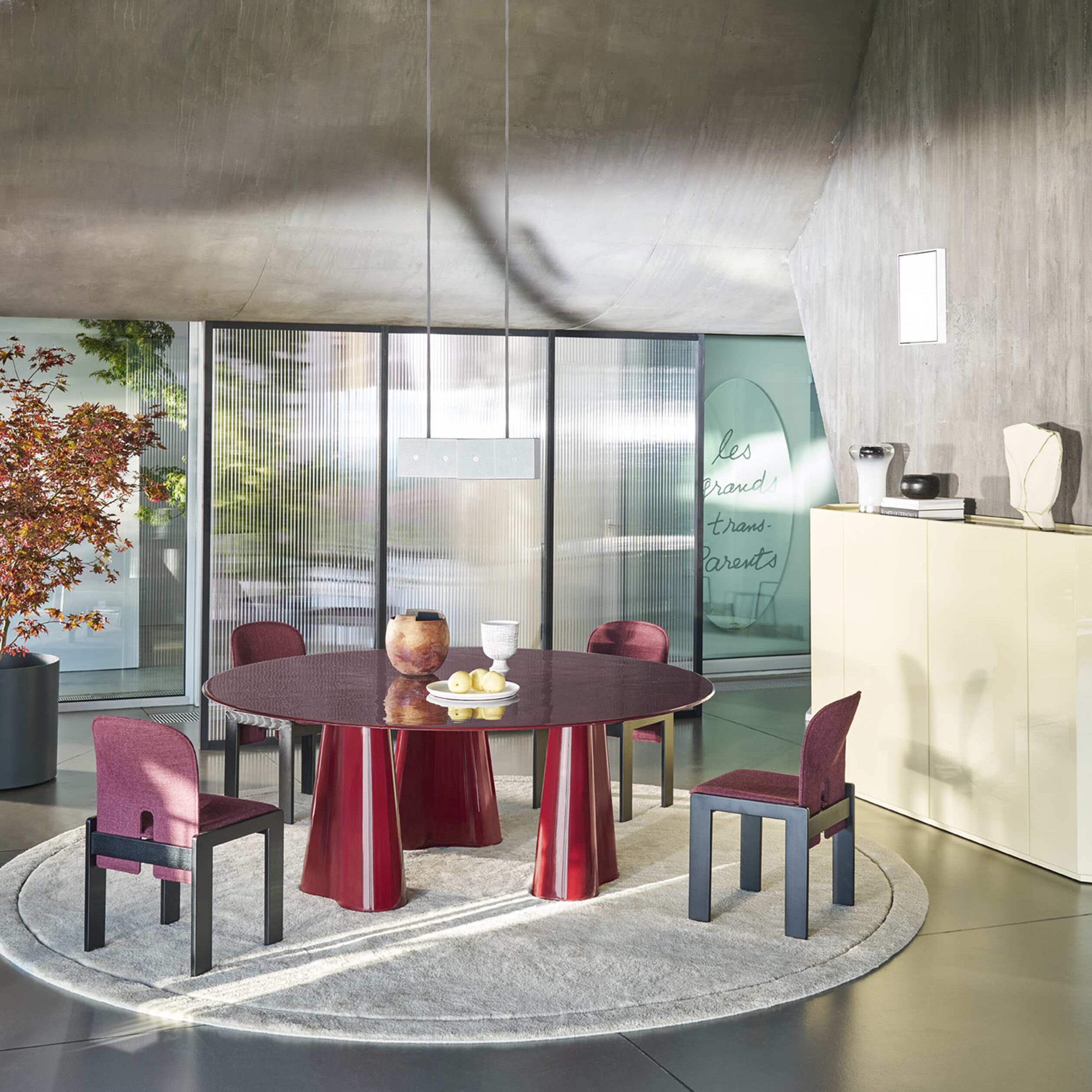 Treflo | round table