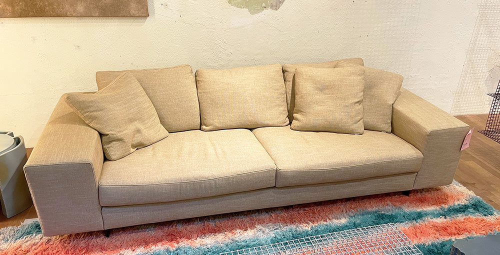 Landscape | 260cm sofa