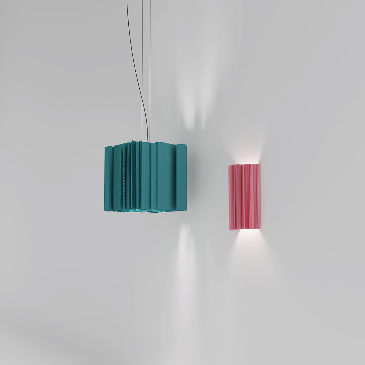 HIGH PROFILE Wall lamp