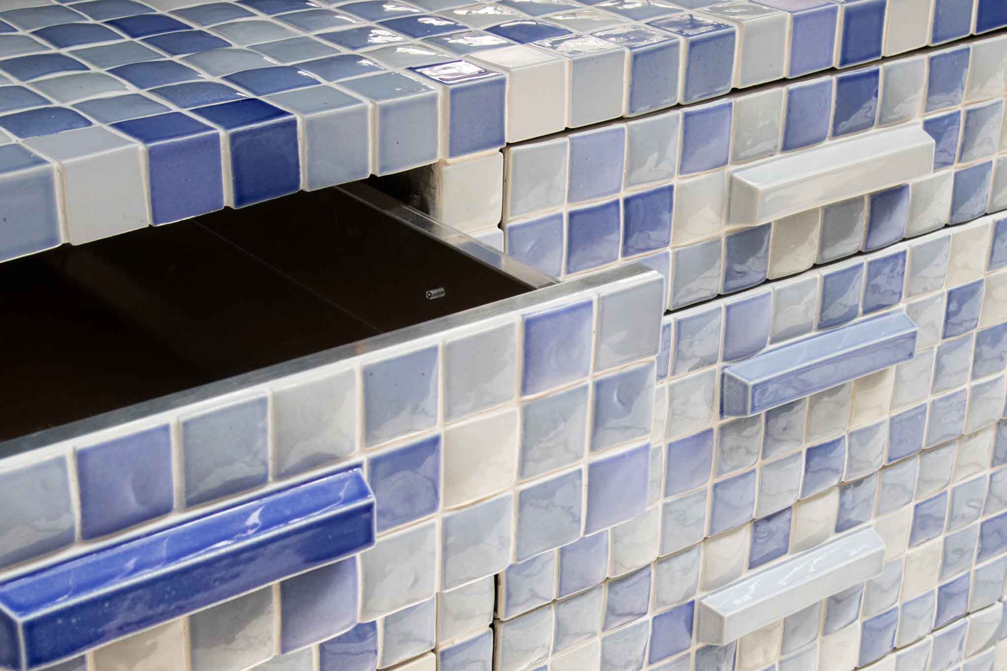 40 x 40 ceramic kitchen