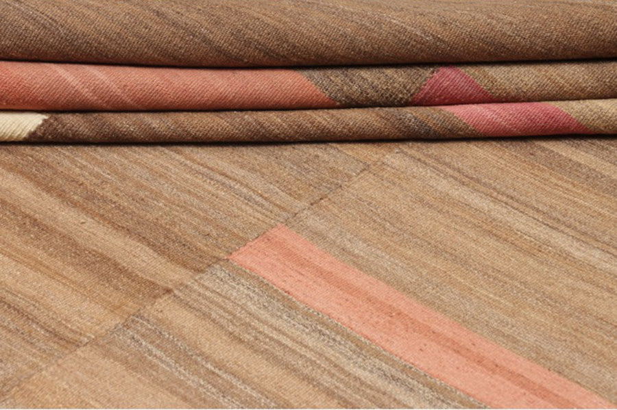 kilim 305 x 207cm