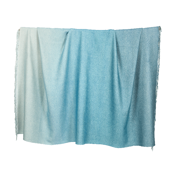 Blanket ombré effect | petrol blue