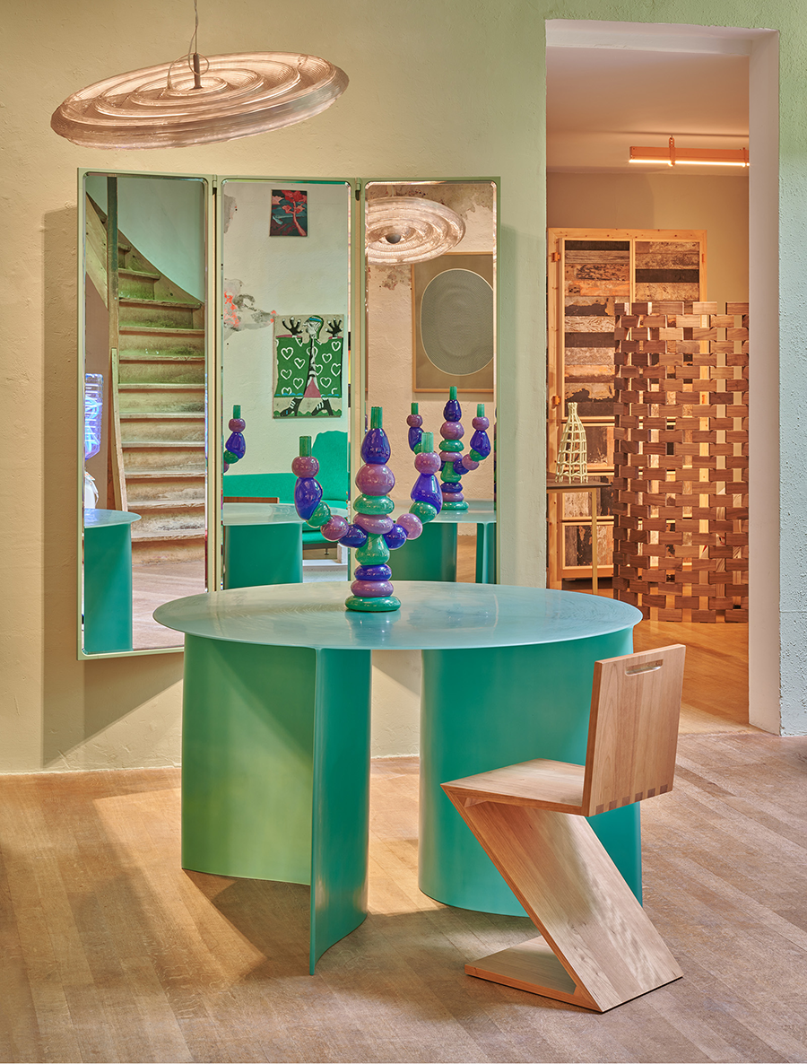 new wave | dining table