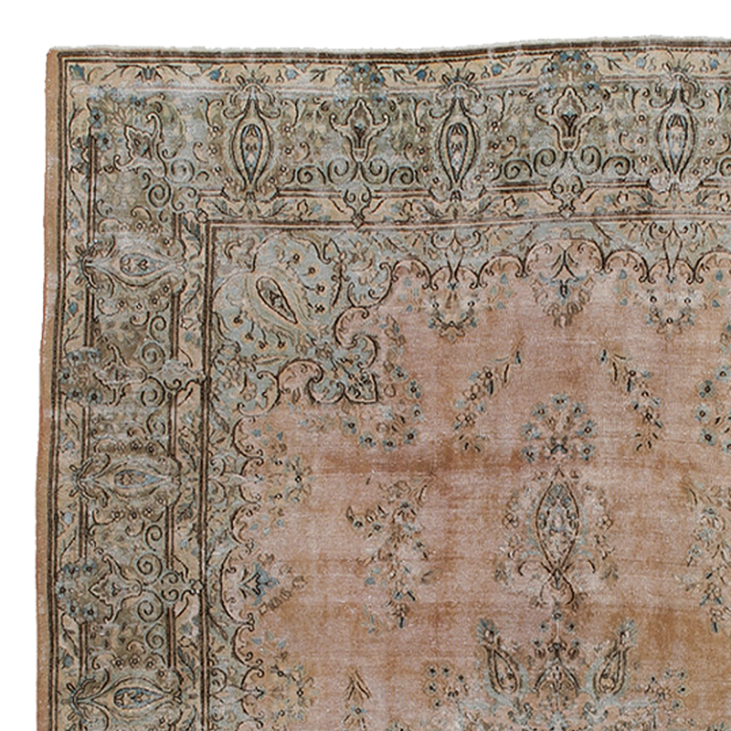 MASTERPIECES DECOLORIZED 353 x 259cm