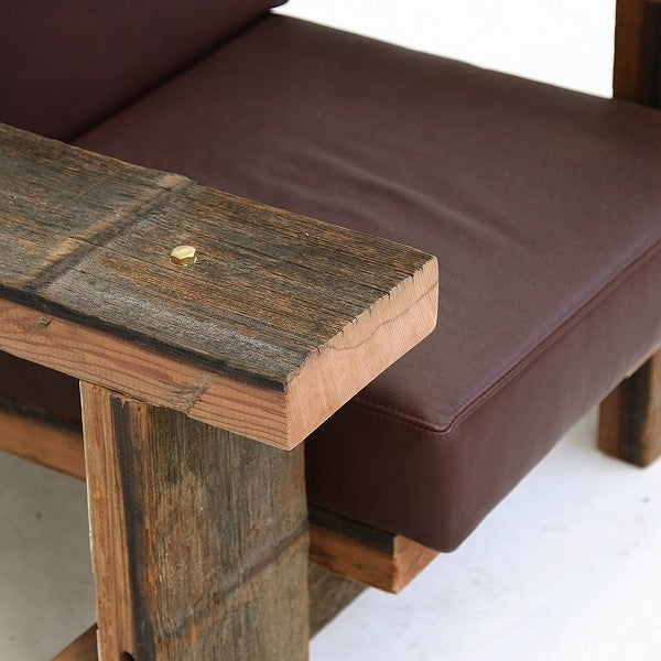 NYC water tower fauteuil