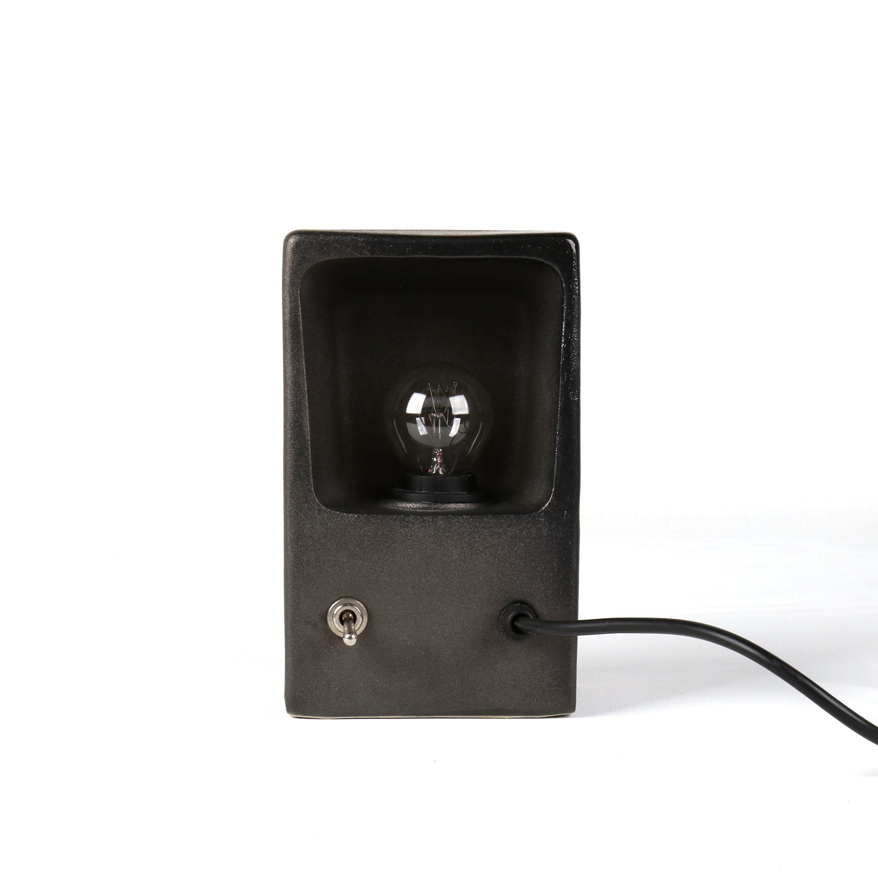 matt black ceremic lamp | Frozen fountain