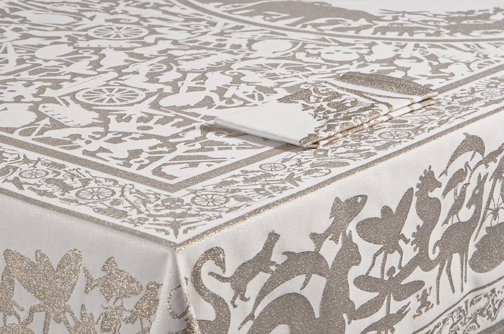 pantheon gold | tablecloth