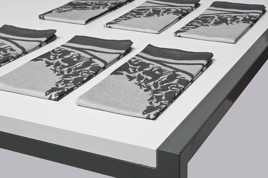 pantheon black | napkin set