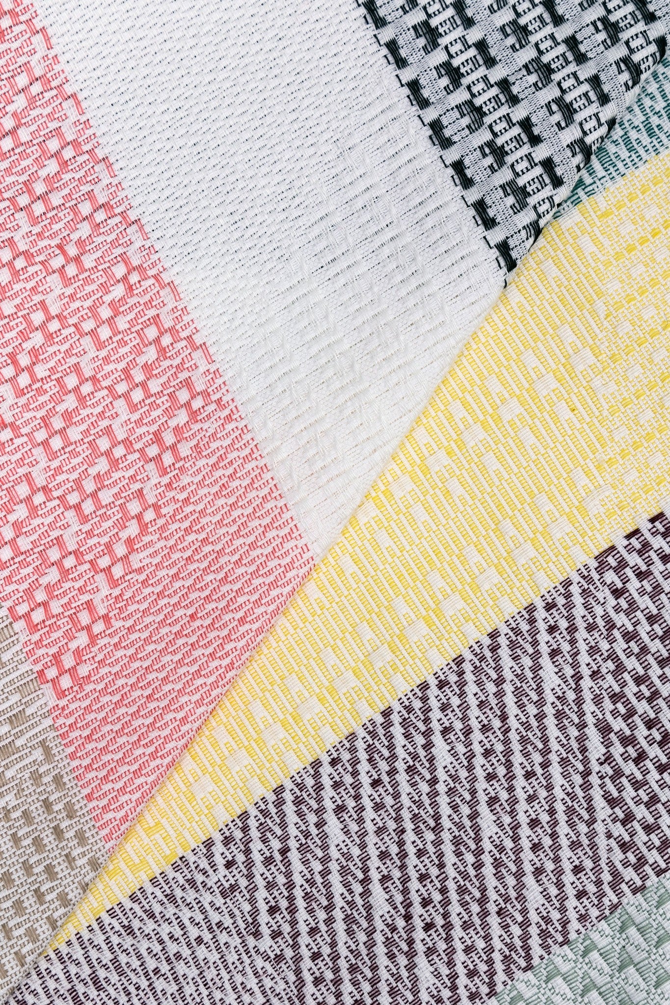 Tilburg twist | tea towel