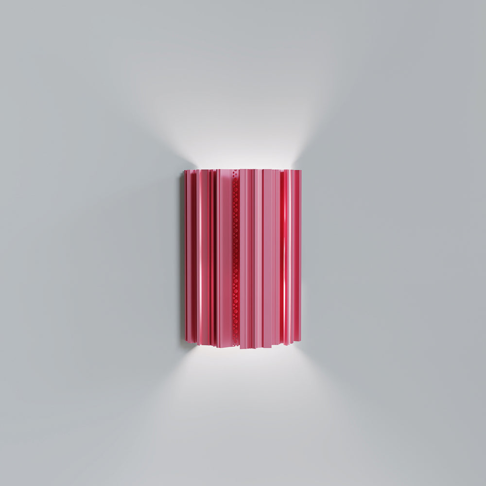 HIGH PROFILE Wall lamp