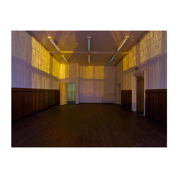camera lucida | empty classroom