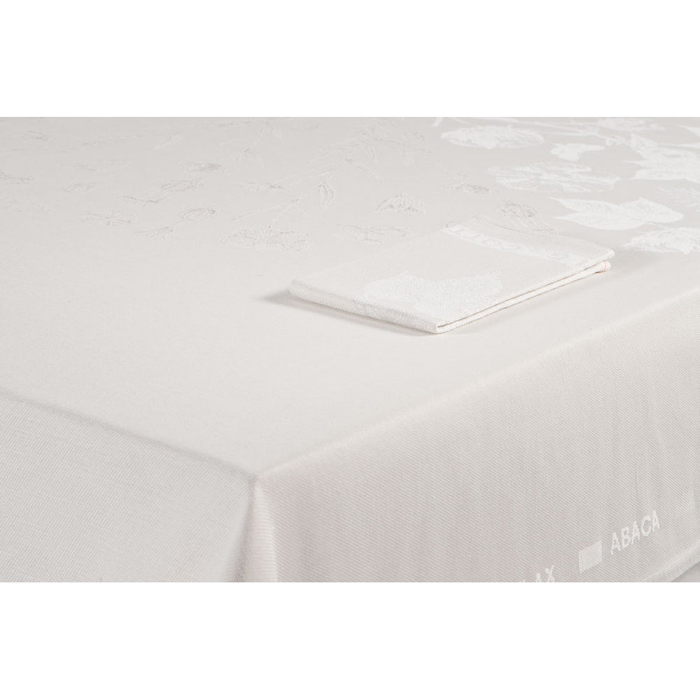 1340g Tablecloth | Christien Meindertsma 